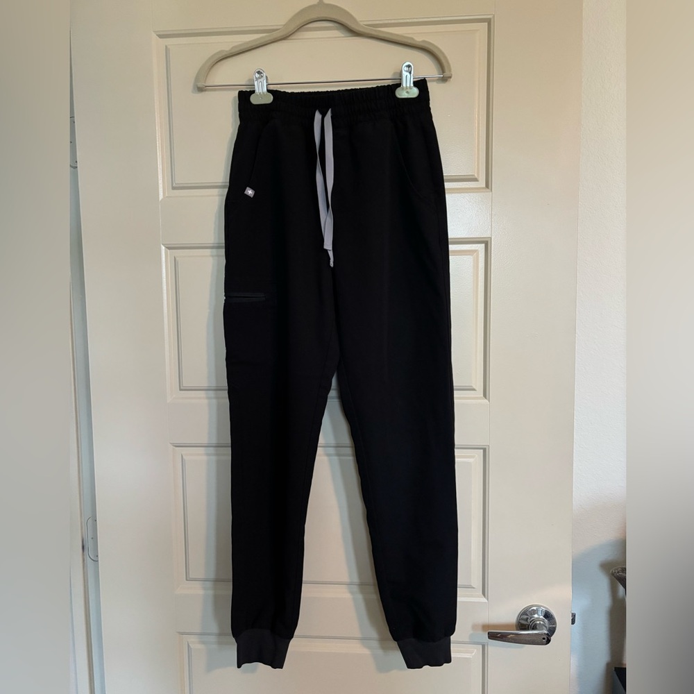Figs XS High-Waisted Zamora Jogger in Black
